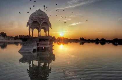 6 days Jaisalmer Bikaner Jaipur Tour Package